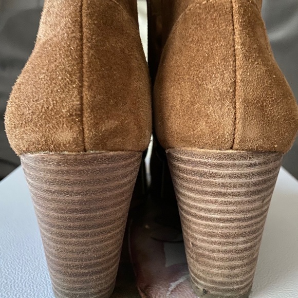 Jessica Simpson brown split suede booties - Picture 3 of 4